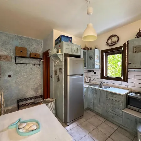 Blue Seashell - Comfortable Maisonette Just 30m From The In Niki شقة نيكيتي