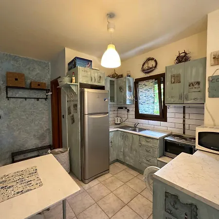 شقة Blue Seashell - Comfortable Maisonette Just 30m From The In Niki نيكيتي